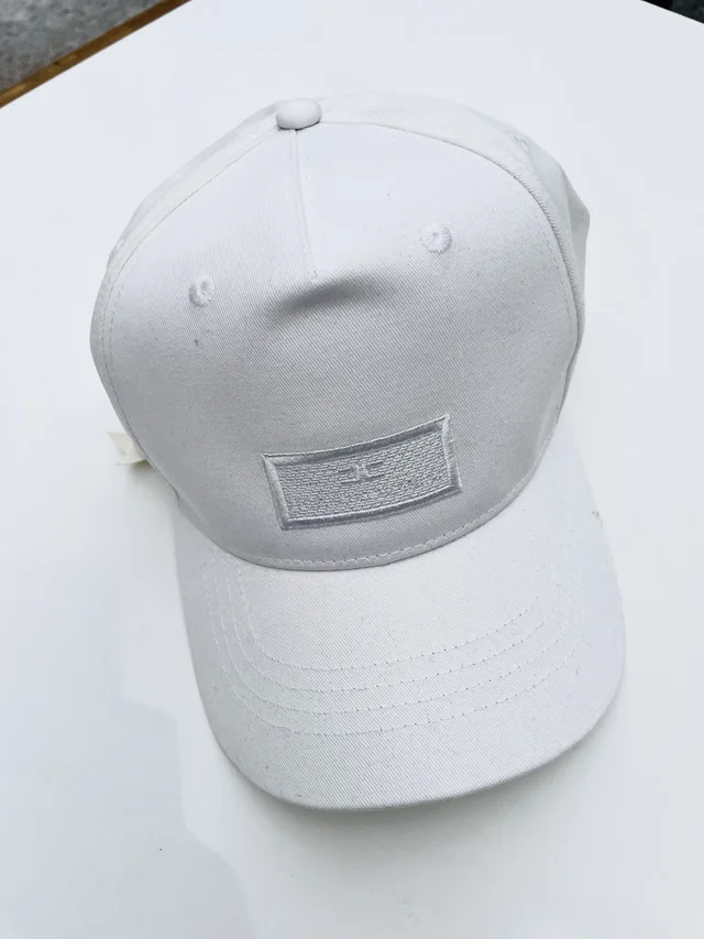 Cappellino con visiera Elisabetta Franchi La Mia Bambina panna chiaro