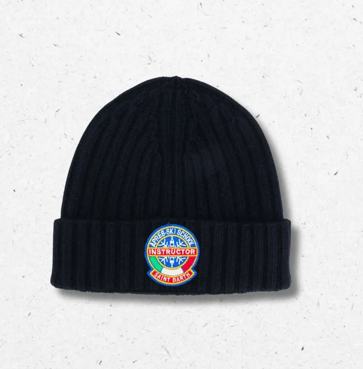 Cappello beanie Mc2 Saint Barth Wengen blu navy in lana e cashmere, con patch Après Ski School Instructor.