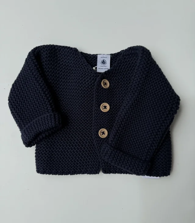 Cardigan Petit Bateau per neonato disponibile in due colori