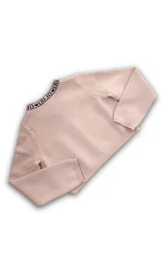 Cardigan/coprispalle corto Liu Jo per bambina, colore rosa chiaro, con logo Liu Jo e cuori stampati in nero sul bordo. 1