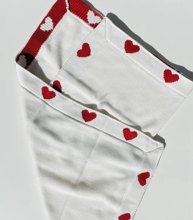 Coperta in filo Petit Bateau bianco cuore per neonato