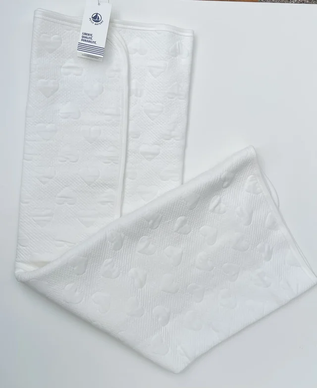 Coperta neonato bianca a cuori Petit Bateau