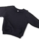 Felpa Please girocollo nera per bambina, con colletto arricciato e fiocco maculato applicato. 1