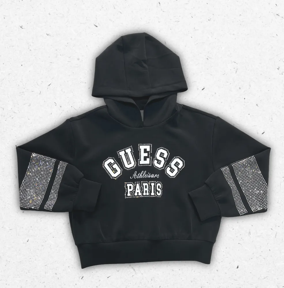Felpa Guess da ragazza con cappuccio integrato e logo iconico stampato sul petto, vestibilità regolare.