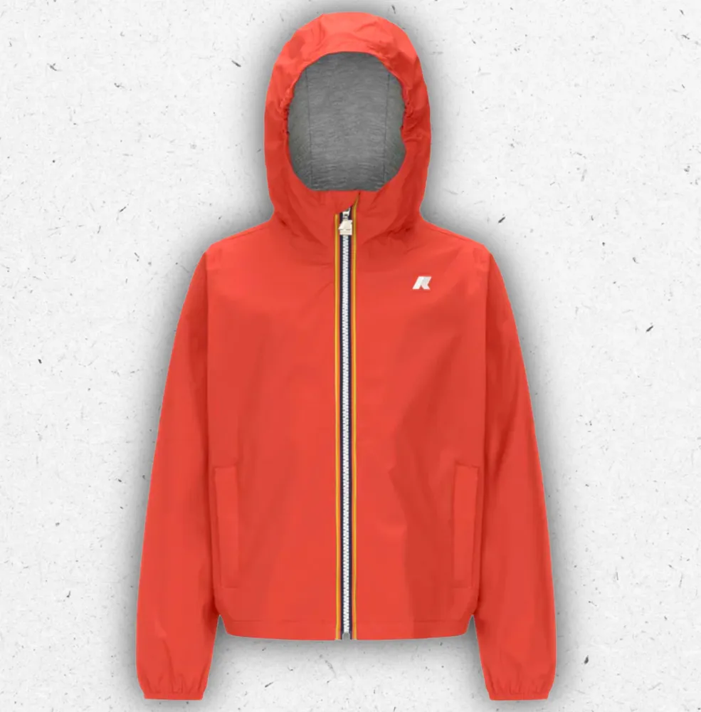 Giacca K-Way Jack da bambino in nylon stretch con fodera in jersey, disponibile in rosso poppy, blu cobalto e cielo, con logo colorato applicato.