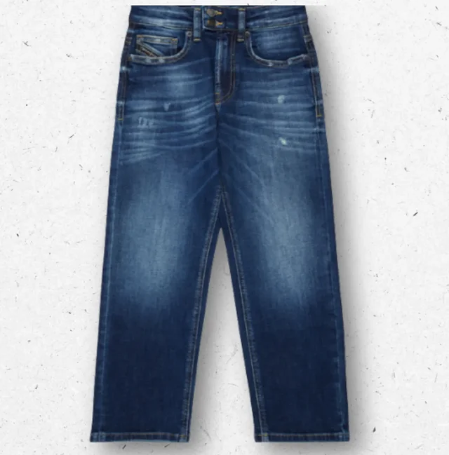 Jeans Bambino Diesel D-Maki Relaxed Fit Denim Stretch con Effetto Faded