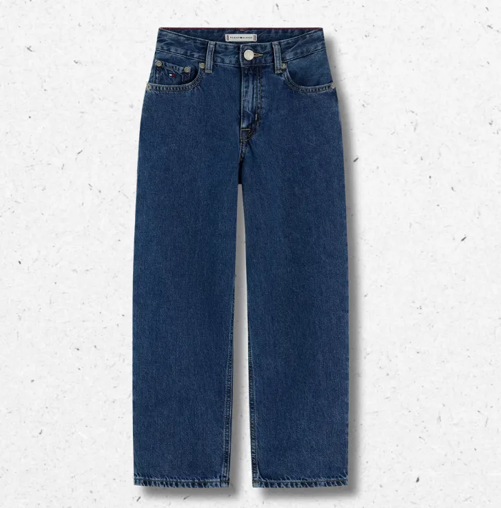 Jeans larghi Tommy Hilfiger da ragazzo in denim rigido, ricamo bandiera sul taschino, codice KB0KB10597