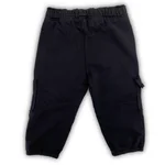 Pantalone tuta Maperò modello cargo per neonato in colore nero, con vita elasticizzata e tasche applicate. 1