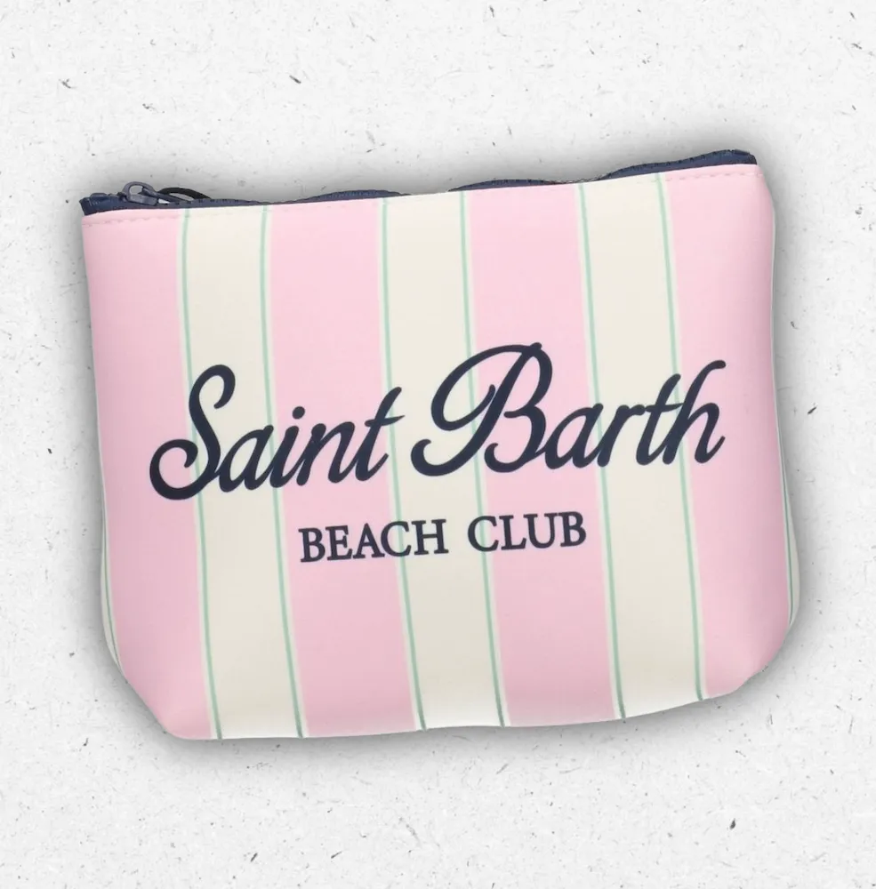 Pochette in tessuto scuba MC2 Saint Barth modello Aline a righe orizzontali rosa e bianche con scritta Beach Club blu a contrasto.
