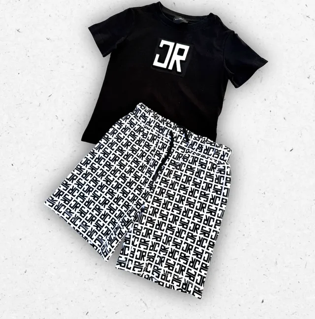 Set Due Pezzi Bambino Richmond T-shirt Nera e Pantaloncino Monogram Logo JR