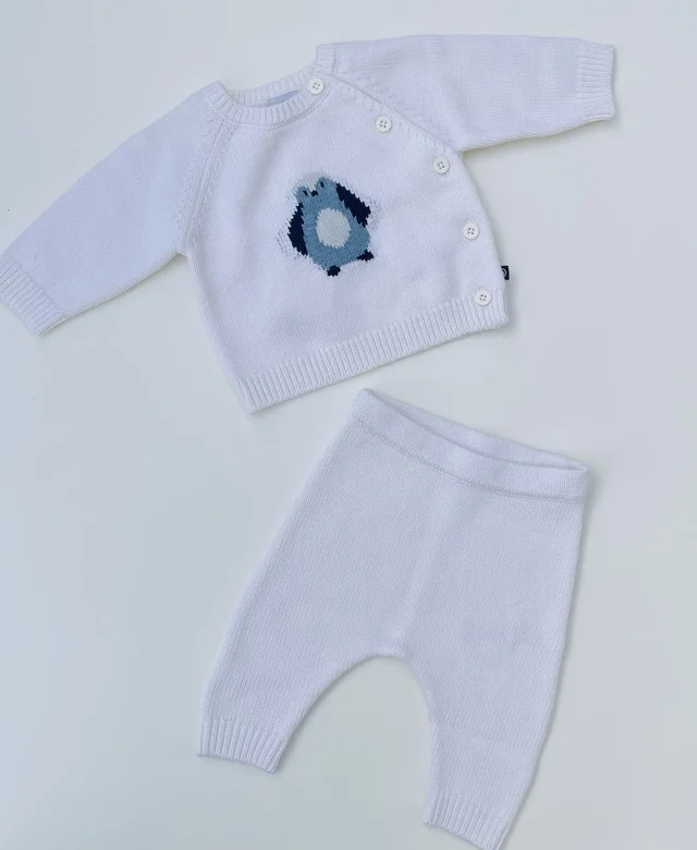 Set due pezzi Petit Bateau in maglia cardigan e pantalone bianco con pinguino neonato Petit Bateau