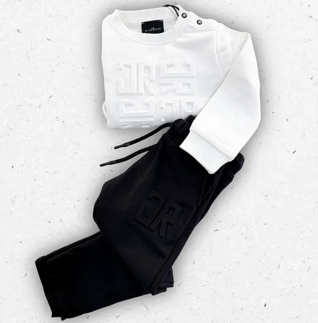Set Tuta Bambino Richmond Maglia Bianca e Pantalone Nero con Logo a Rilievo 2-3 Anni