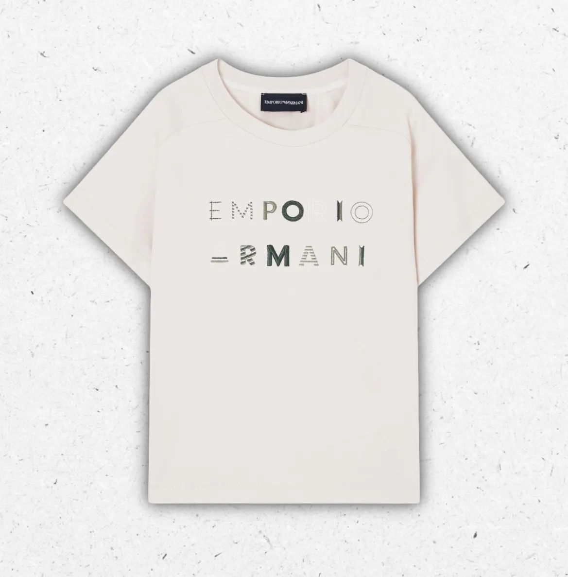 T-shirt girocollo bianca Emporio Armani da bambino in jersey di cotone pesante con logo iconico ricamato sul davanti.