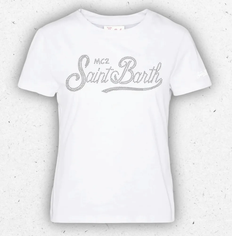 T-shirt da ragazza MC2 Saint Barth a maniche corte in cotone bianco e nero con logo frontale in strass argentati brillanti.