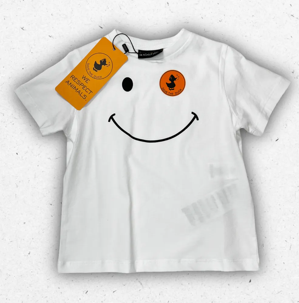 T-shirt da ragazzo Save The Duck in morbido cotone con logo classico, disponibile per età da 2 a 10 anni.