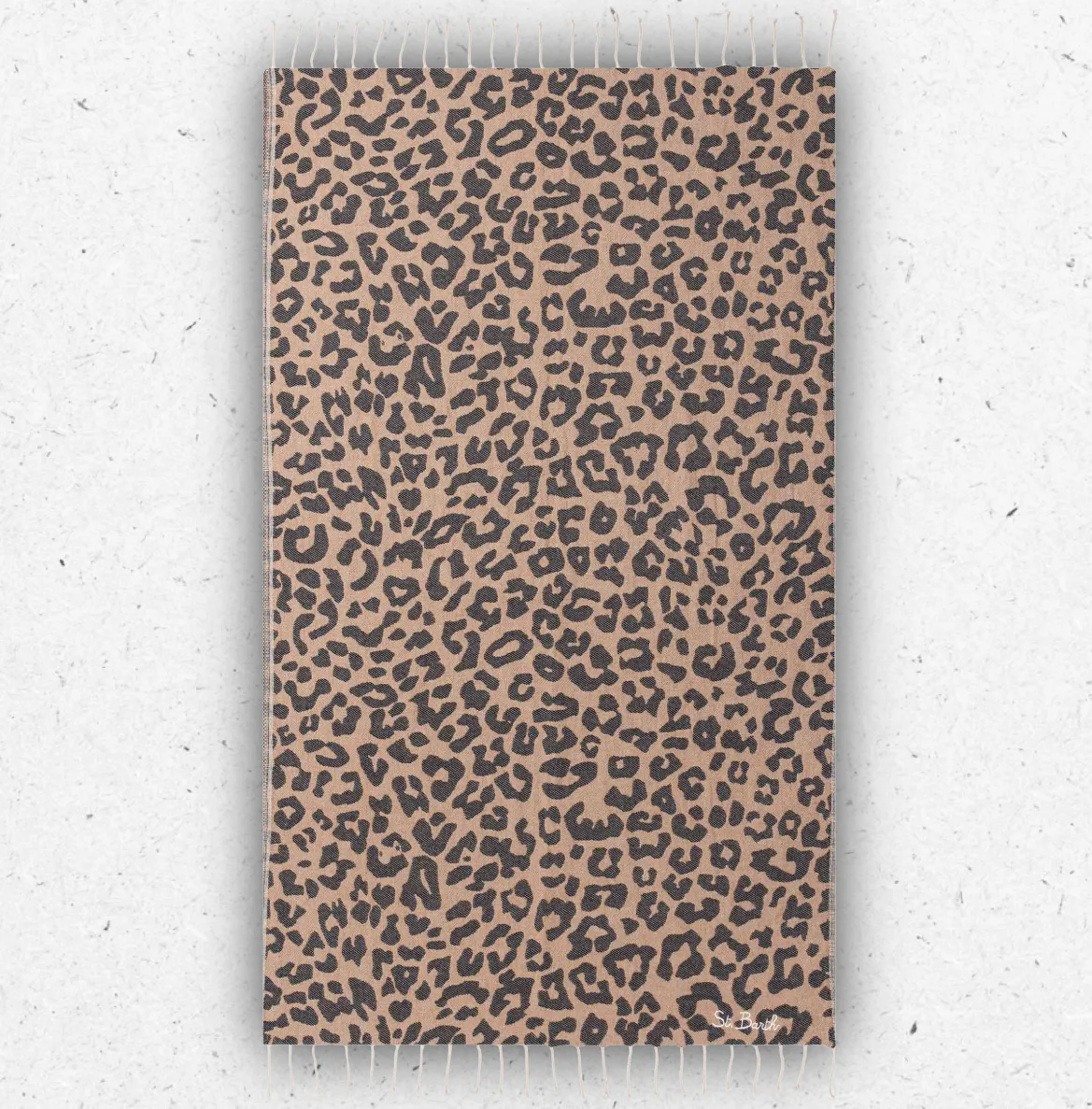 Telo mare Fouta MC2 Saint Barth in cotone jacquard con fantasia animalier leopardata beige e marrone, bordi con frange e logo ricamato.