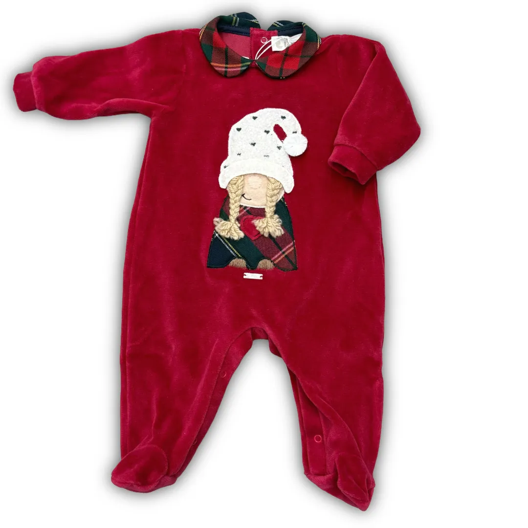 Tutina intera natalizia Lalalù per neonata in ciniglia rosso bordeaux, taglia 1-3 mesi, con colletto tartan e applicazione di una Elfa con trecce.