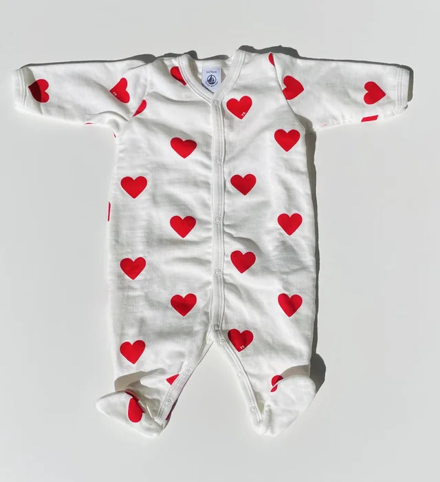 Tutina neonato cotone bianco cuori Petit Bateau